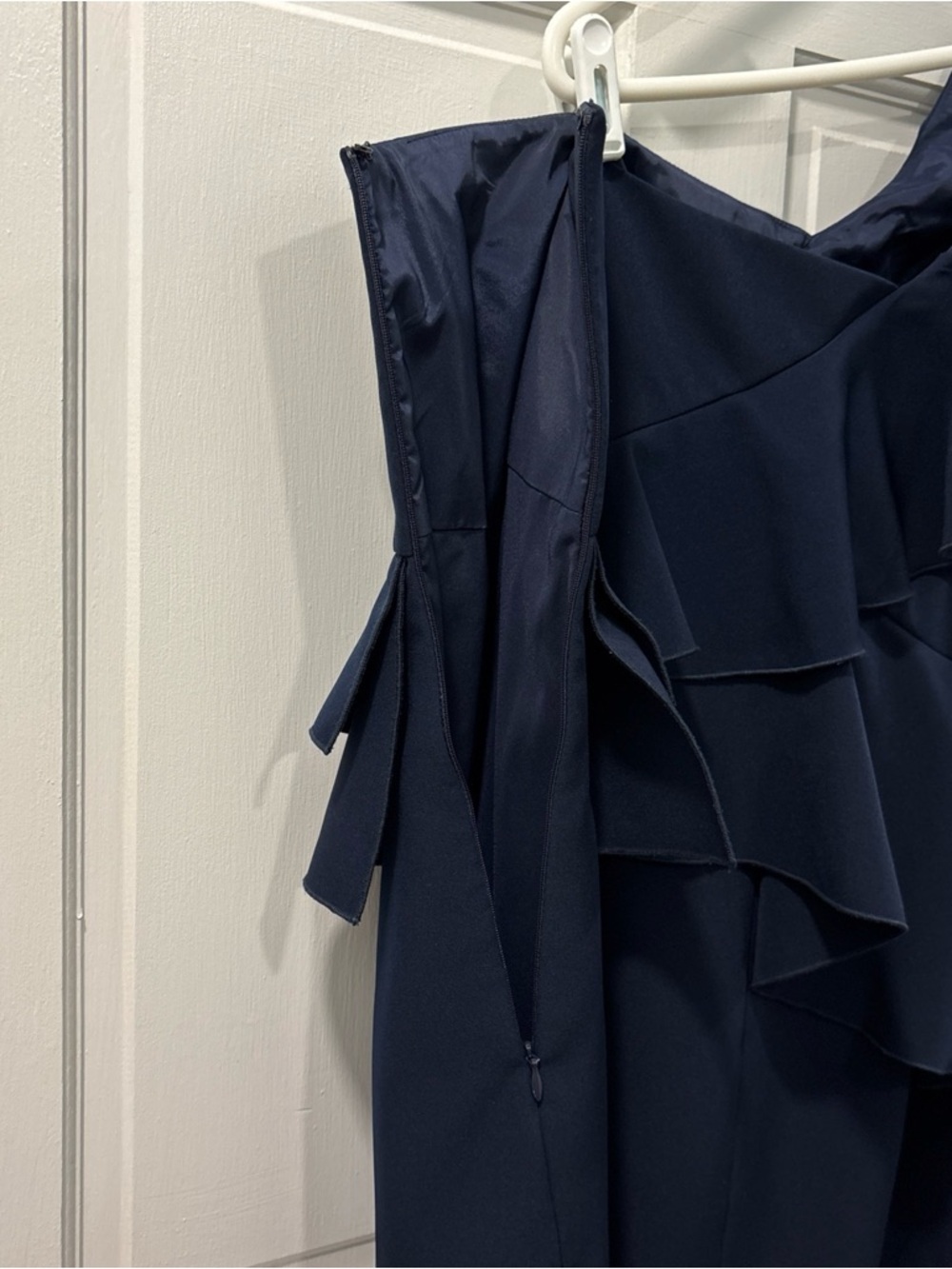 Trina Turk Women’s One Shoulder Ruffle Sheath Dress Size 16 Deep Blue Formal EUC - Picture 8 of 9